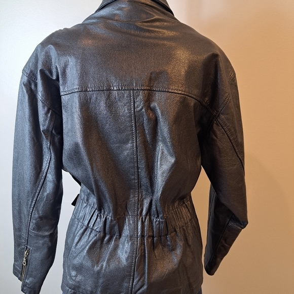 Vintage Boutique Europe 100% Black Belted Leather Motorcycle Jacket - Picture 2 of 12